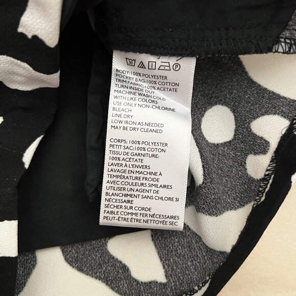 NWOT Urban Outfitters Alice & UO Black & White Patterned Shorts Size 0 - Picture 14 of 14